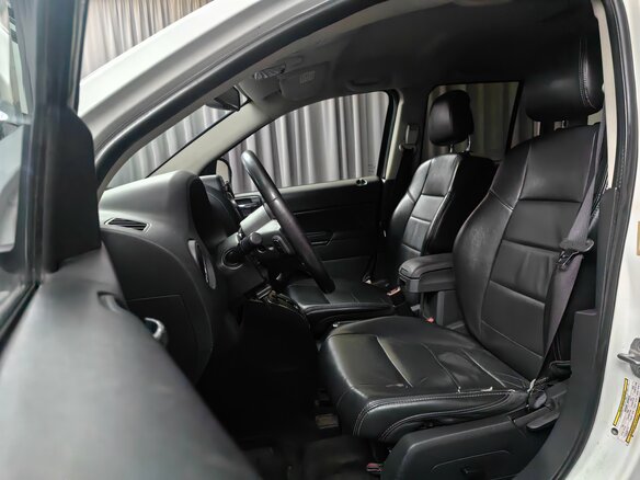 2012 Jeep Compass I Рестайлинг, белый - вид 8