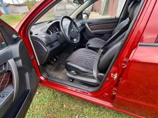 2009 Chevrolet Aveo I Рестайлинг, красный, 650000 рублей, вид 5