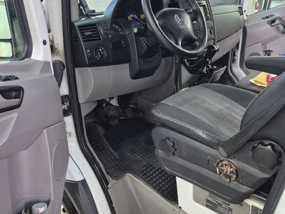 2010 Mercedes-Benz Sprinter, белый, 1800000 рублей - вид 13