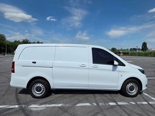 2022 Mercedes-Benz Vito III (W447), белый, 3850000 рублей, вид 4