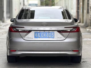2025 Toyota Camry IX (XV80) China Market, серебристый, 4050205 рублей, вид 5