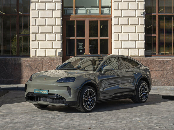 2026 Porsche Cayenne Electric IV, зелёный
