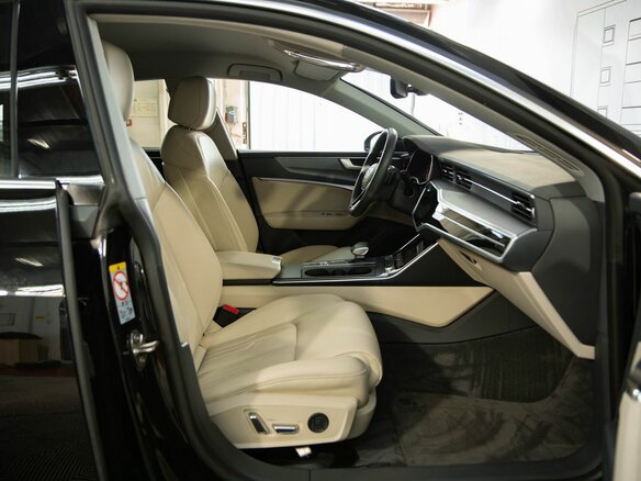 2020 Audi A7 45 TFSI II (4K), чёрный, 4650000 рублей - вид 30