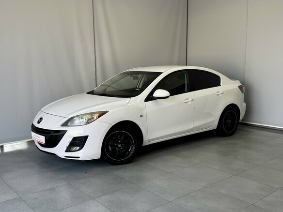 2011 Mazda 3 II (BL), белый, 975000 рублей