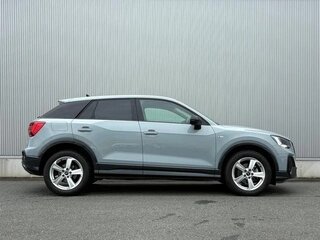 2022 Audi Q2 35 TFSI I Рестайлинг, серый, 1450060 рублей, вид 3