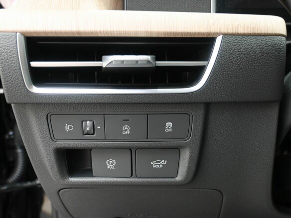 2025 Hyundai Sonata VIII (DN8) Рестайлинг, чёрный, 4319900 рублей - вид 30
