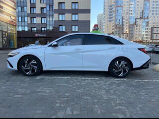 2025 Hyundai Elantra VII (CN7) Рестайлинг, белый, 1920000 рублей, вид 3