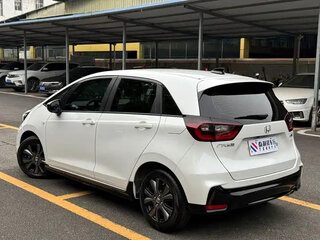 2023 Honda Fit RS IV Рестайлинг, белый, 1099003 рублей, вид 4