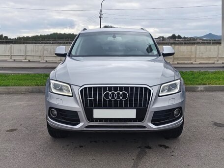 2016 Audi Q5 I (8R) Рестайлинг, серебристый, 1850000 рублей, вид 2