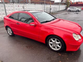 2001 Mercedes-Benz C-Класс 200 II (W203), красный, 550000 рублей, вид 2