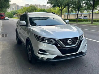 2023 Nissan Qashqai II Рестайлинг, серый, 1888000 рублей, вид 1