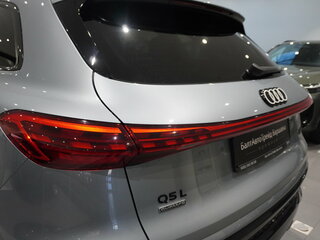 2026 Audi Q5 L III (GU), серый, 6400000 рублей, вид 3