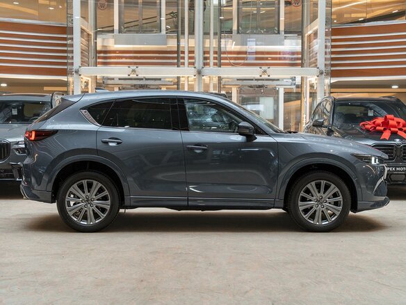 2026 Mazda CX-5 II Рестайлинг, серый, 5040000 рублей - вид 6