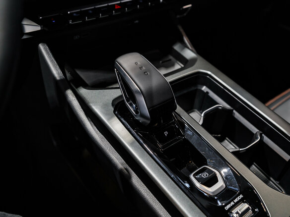 2026 Geely Okavango I Рестайлинг, синий, 4085990 рублей - вид 16