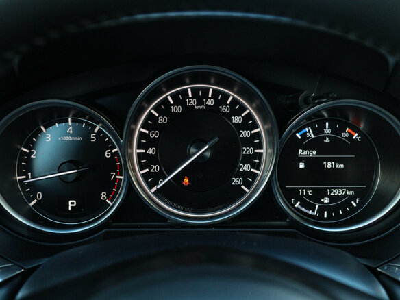 2023 Mazda 6 Atenza III (GJ) Рестайлинг 2, белый, 3490000 рублей - вид 18