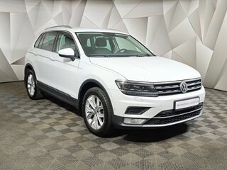 2017 Volkswagen Tiguan II, серый, 2197000 рублей, вид 3