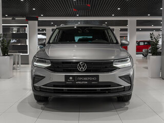 2021 Volkswagen Tiguan II Рестайлинг, серый, 2275000 рублей, вид 3