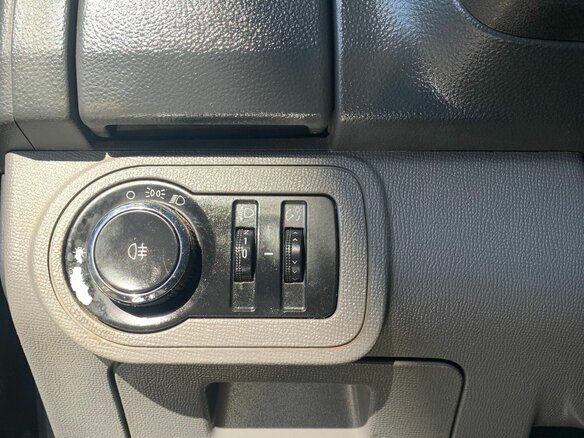 2014 Chevrolet TrailBlazer II, чёрный - вид 13