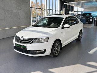 2018 Skoda Rapid I Рестайлинг, белый, 1019000 рублей, вид 3