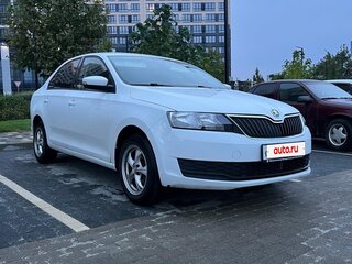 2017 Skoda Rapid I, белый, 680000 рублей, вид 3