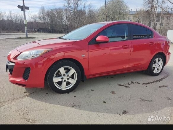 2011 Mazda 3 II (BL) Рестайлинг, красный, 800000 рублей - вид 1