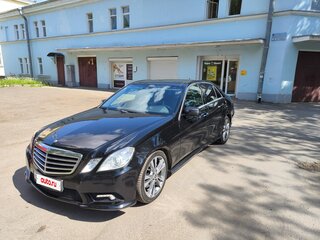 2011 Mercedes-Benz E-Класс 300 IV (W212, S212, C207), чёрный, 1390000 рублей, вид 2