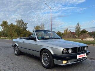 1992 BMW 3 серии 318i II (E30), серебристый, 2100000 рублей, вид 4