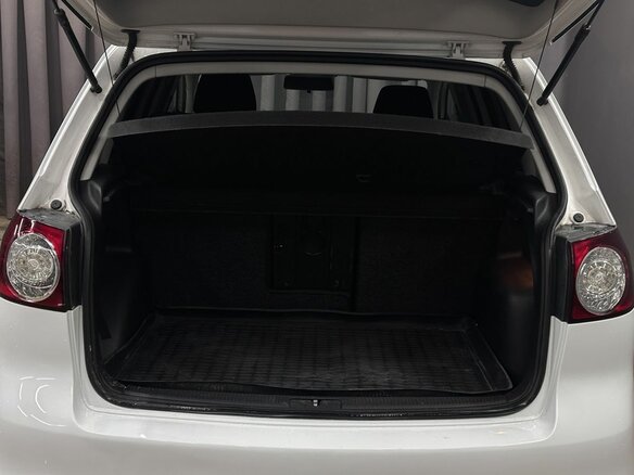 2011 Volkswagen Golf Plus II, белый, 799999 рублей - вид 4