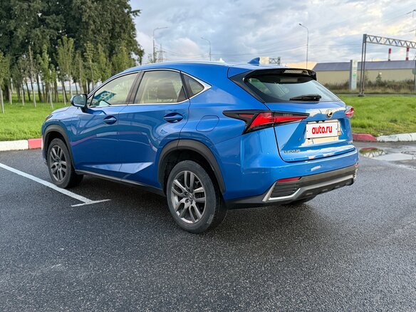 2018 Lexus NX 200 I Рестайлинг, синий, 2395000 рублей - вид 5