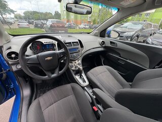 2014 Chevrolet Aveo II, синий, 790000 рублей, вид 2