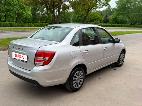 2024 Lada (ВАЗ) Granta I Рестайлинг, серый, 675000 рублей, вид 5