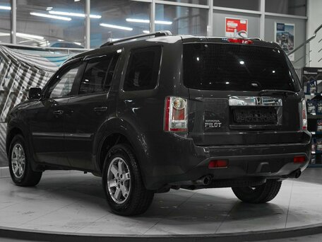 2014 Honda Pilot II Рестайлинг, серый, 2079000 рублей, вид 4