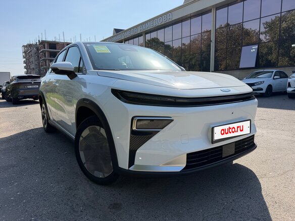 2026 Geely Boyue REV 50 kWh, белый, 2240000 рублей