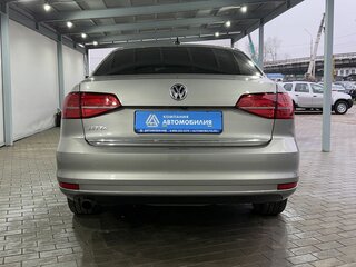 2018 Volkswagen Jetta VI Рестайлинг, бежевый, 1079000 рублей, вид 4