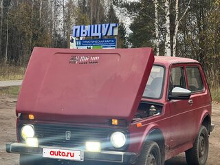 1997 Lada (ВАЗ) 2121 (4x4) I Рестайлинг, красный, 200000 рублей, вид 3