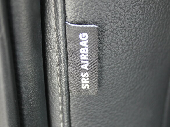 2021 Toyota Camry VIII (XV70), чёрный - вид 15