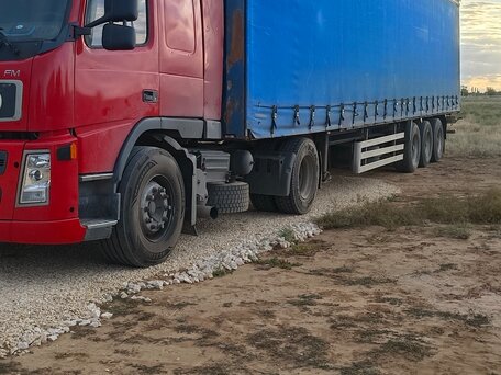 2007 Volvo FM, красный, 2600000 рублей, вид 3
