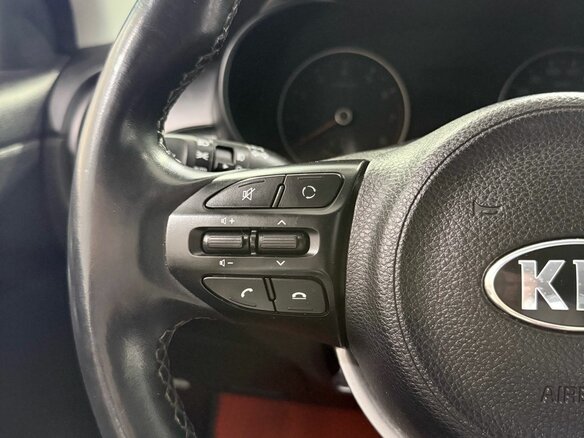 2017 Kia Rio IV, оранжевый - вид 17