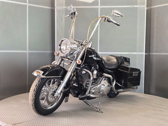 2004 Harley-Davidson Road King, чёрный, 699000 рублей - вид 3