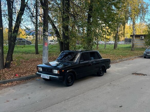 2010 Lada (ВАЗ) 2105, синий, 90000 рублей - вид 3