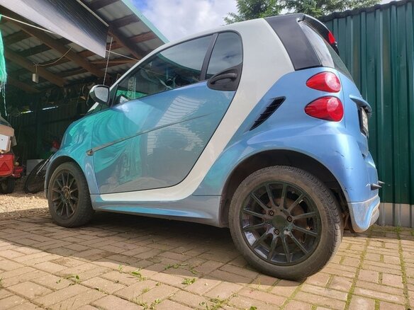 2013 Smart Fortwo II, голубой, 780000 рублей - вид 12