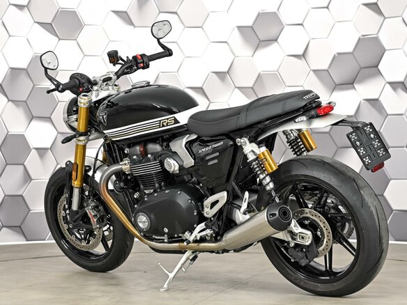 2025 Triumph Speed Twin, чёрный, 1777000 рублей - вид 7
