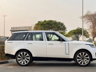 2026 Land Rover Range Rover P380 V, белый, 17570000 рублей, вид 4