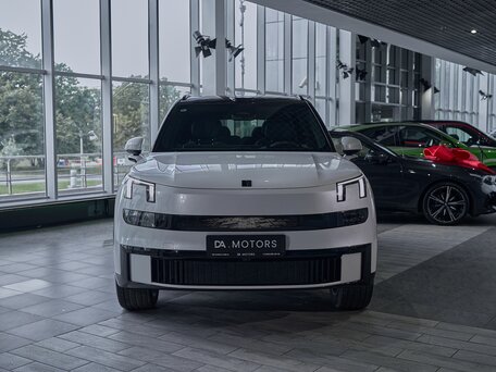 2026 Lynk & Co 900, белый, 7290000 рублей, вид 3