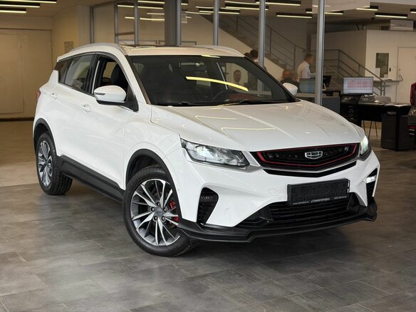 2022 Geely Coolray I, белый, 1499000 рублей - вид 2