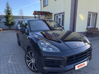 2018 Porsche Cayenne III, чёрный, 4613000 рублей, вид 3