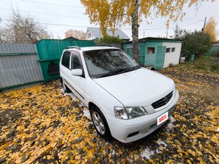 2001 Mazda Demio I (DW), белый, 270000 рублей, вид 1