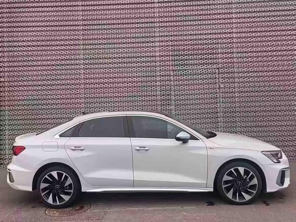 2024 Audi A3 35 TFSI IV (8Y), белый, 1635000 рублей - вид 5