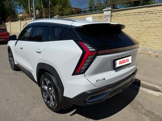 2024 Geely Atlas II, белый, 3100000 рублей, вид 4