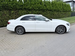 2020 Mercedes-Benz E-Класс 220 d V (W213, S213, C238) Рестайлинг, белый, 4550000 рублей, вид 4